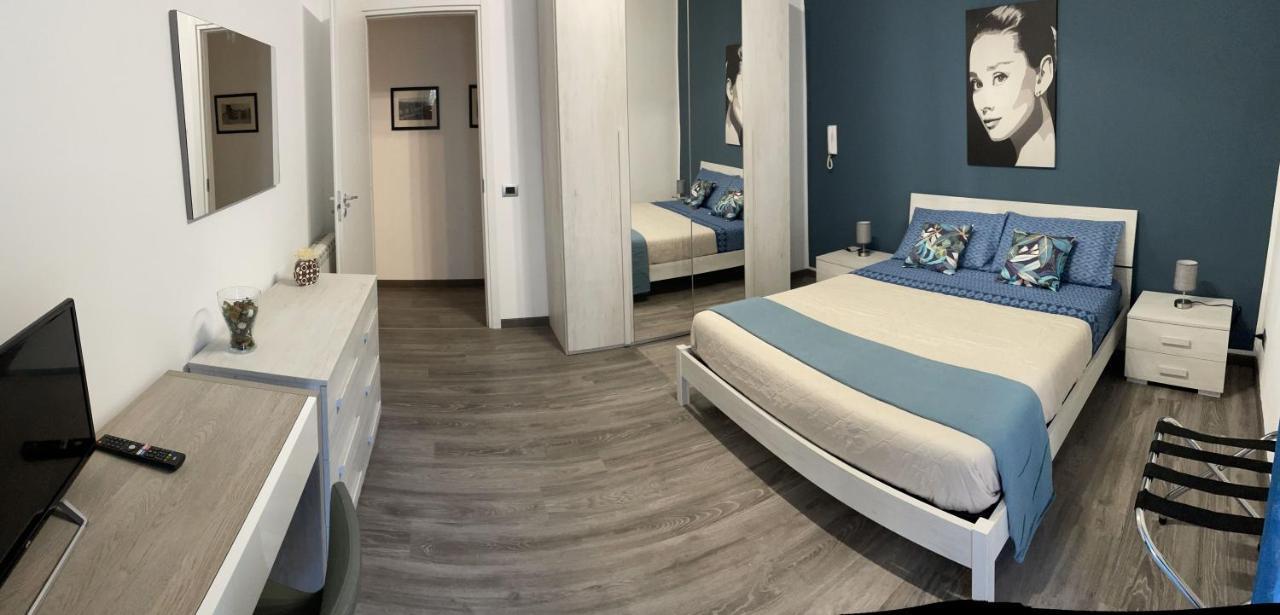 Dr House Apartment Catania Bagian luar foto